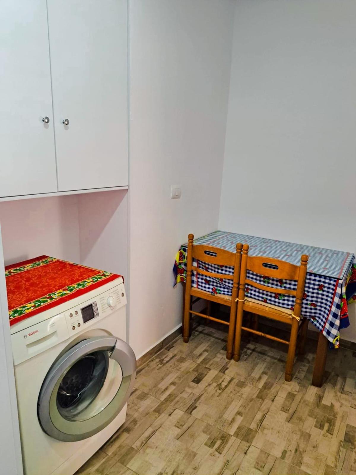 Avocado Balcony Apartment Sarande Exterior photo